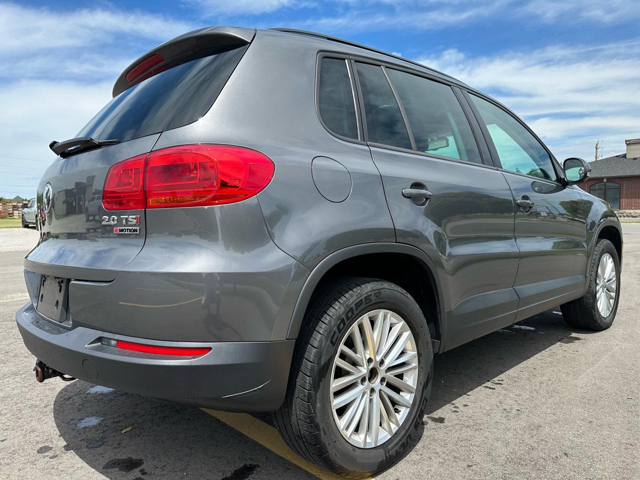 2016 Volkswagen Tiguan COMFORTLINE Photo4