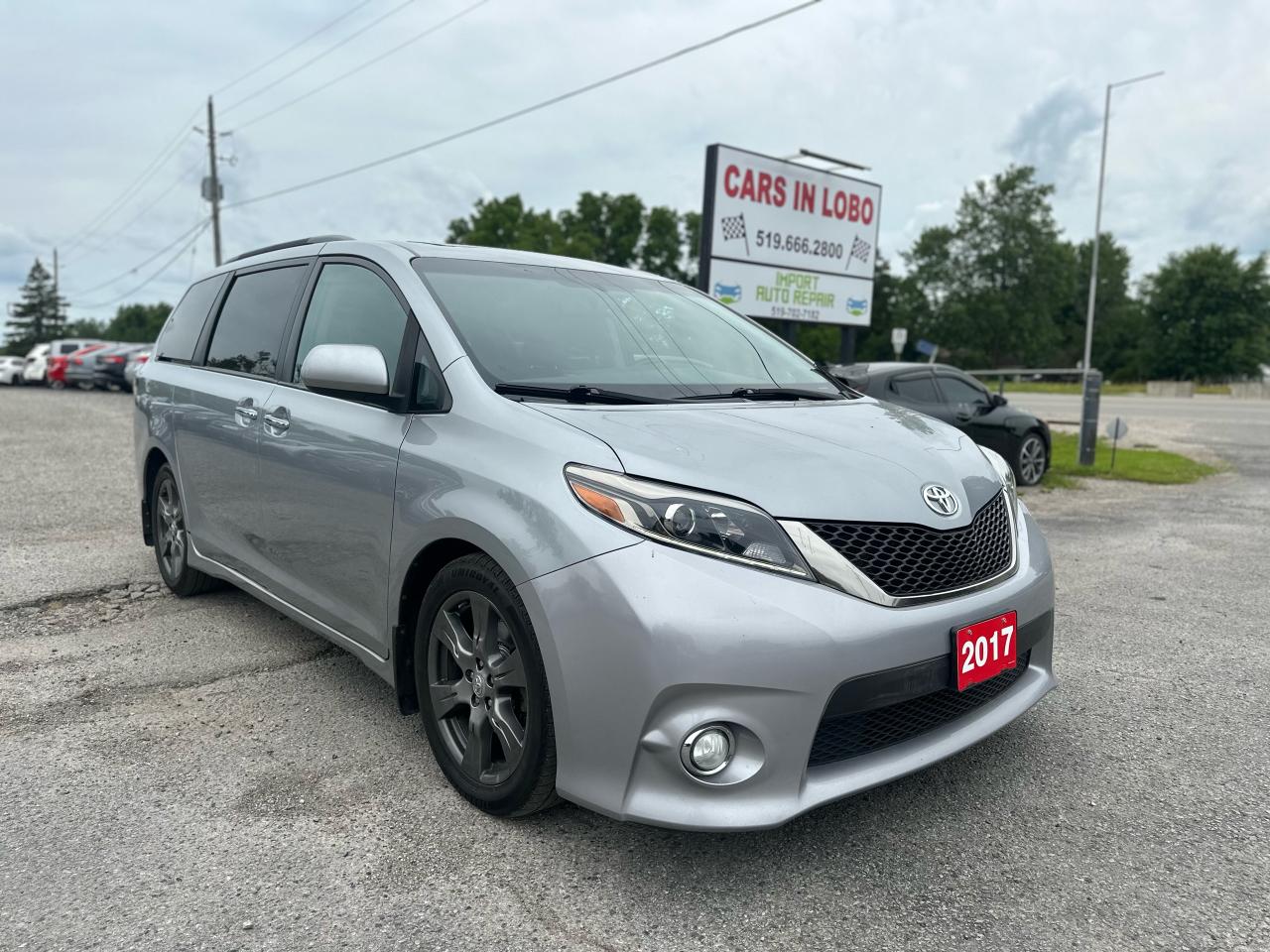 Used 2017 Toyota Sienna SE 8-PASS FWD CERTIFIED for sale in Komoka, ON