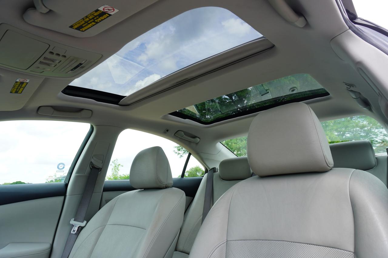2007 Lexus ES 350 ULTRA PREMIUM / 1 OWNER / GORGEOUS COMBO - Photo #9