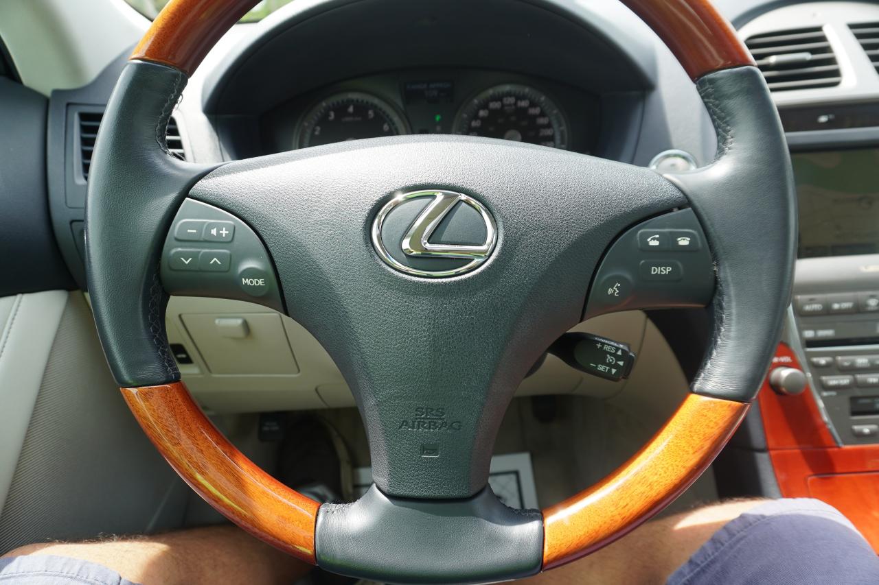 2007 Lexus ES 350 ULTRA PREMIUM / 1 OWNER / GORGEOUS COMBO - Photo #13