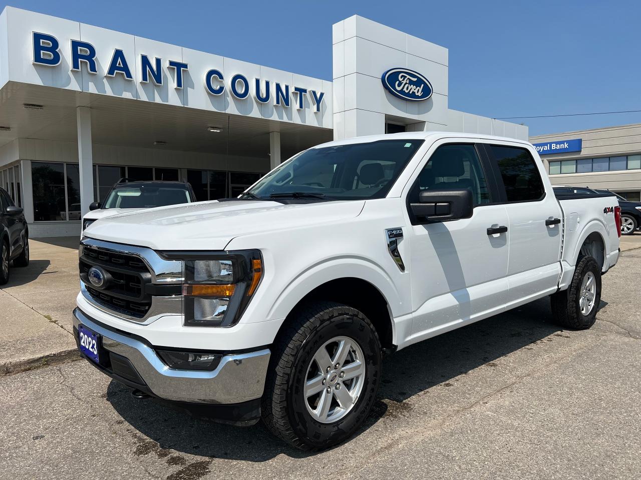 Used 2023 Ford F-150 XLT 4WD SUPERCREW 5.5' BOX for sale in Brantford, ON