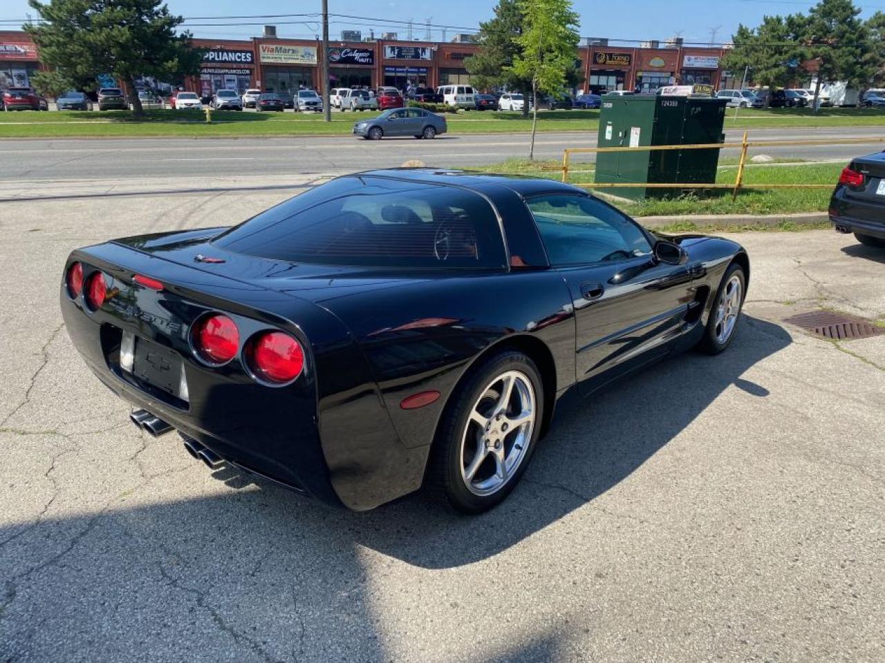 1998 Chevrolet Corvette Base - Photo #5