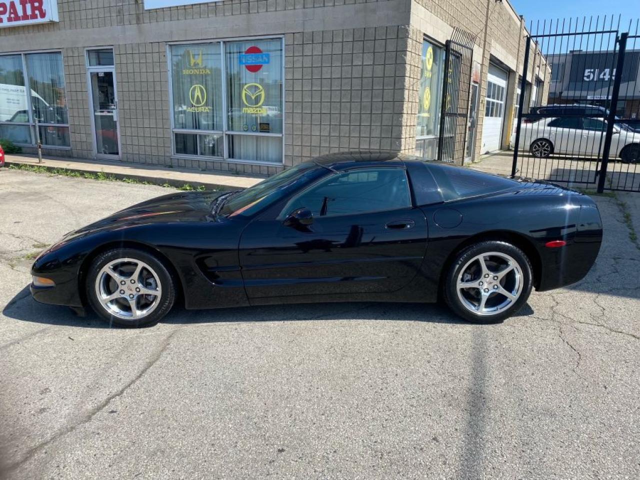 1998 Chevrolet Corvette Base - Photo #8