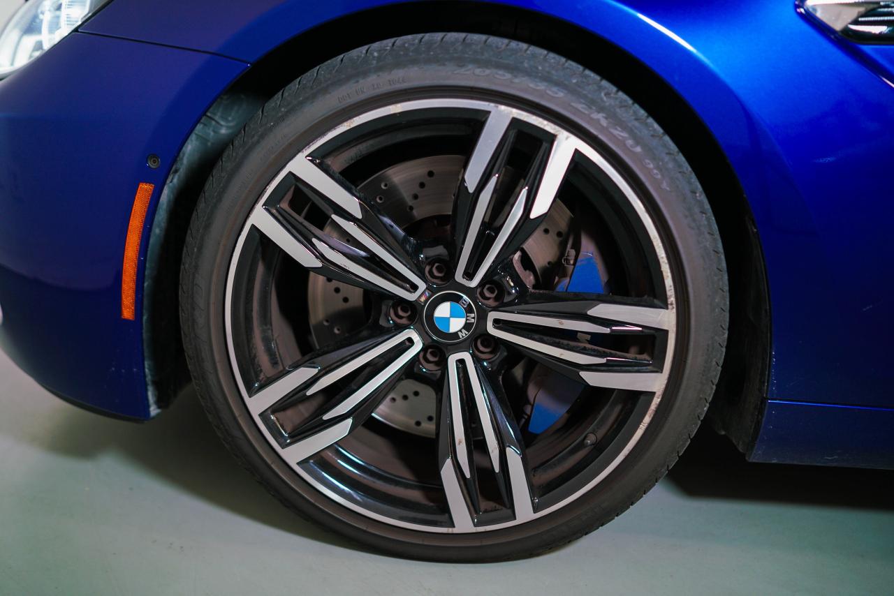 2018 BMW M6 V8 | COUPE | HUD | CARBON FIBER | 20 IN WHEELS Photo