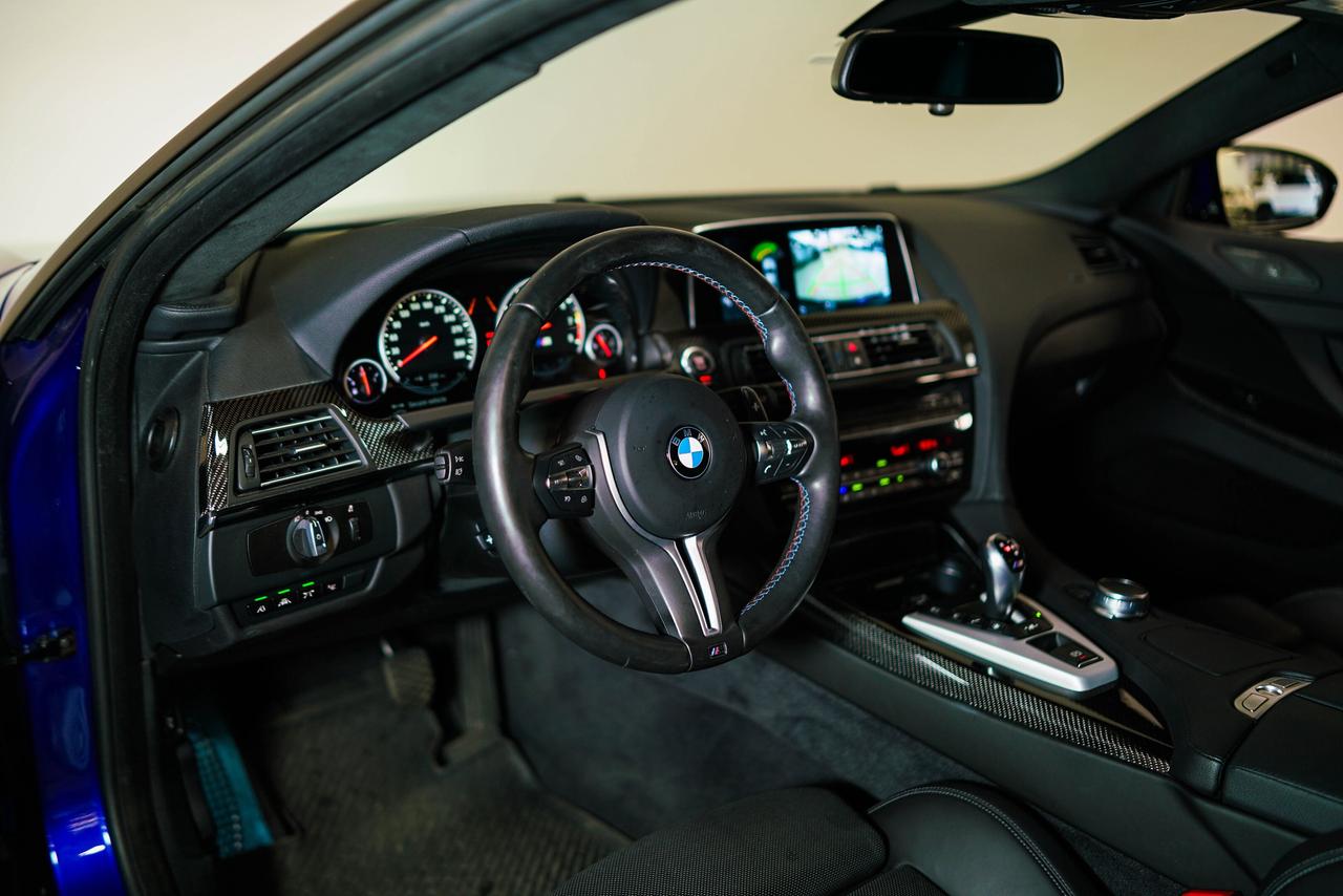 2018 BMW M6 V8 | COUPE | HUD | CARBON FIBER | 20 IN WHEELS Photo