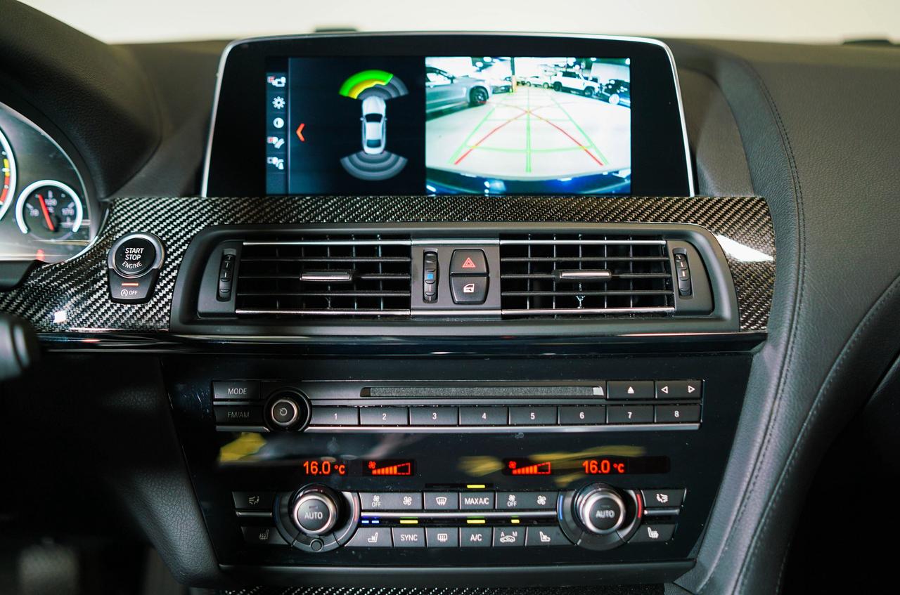 2018 BMW M6 V8 | COUPE | HUD | CARBON FIBER | 20 IN WHEELS Photo