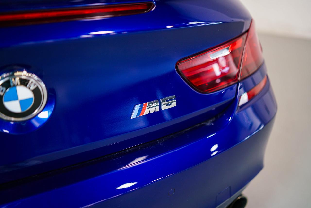 2018 BMW M6 V8 | COUPE | HUD | CARBON FIBER | 20 IN WHEELS Photo