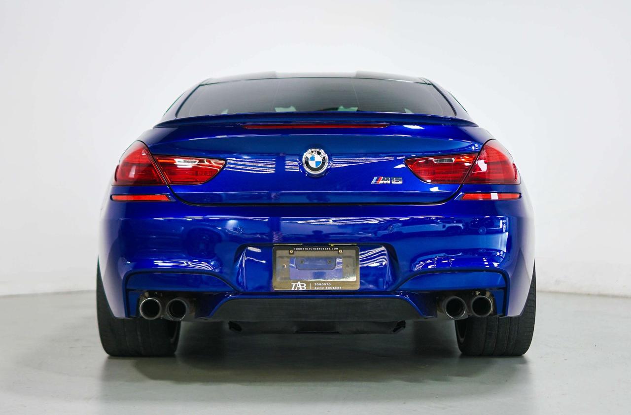 2018 BMW M6 V8 | COUPE | EXECUTIVE PKG | CARBON FIBER | 20 IN Photo