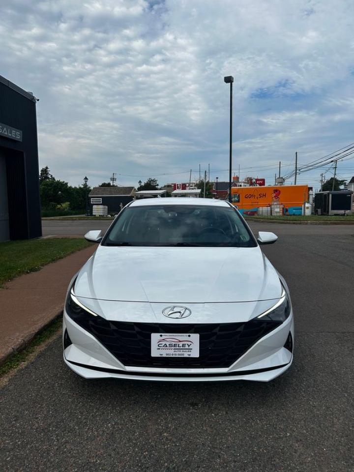 2021 Hyundai Elantra GL - Photo #2
