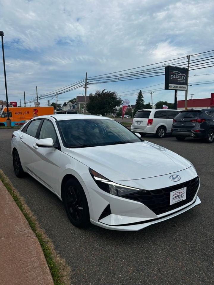 2021 Hyundai Elantra GL - Photo #3