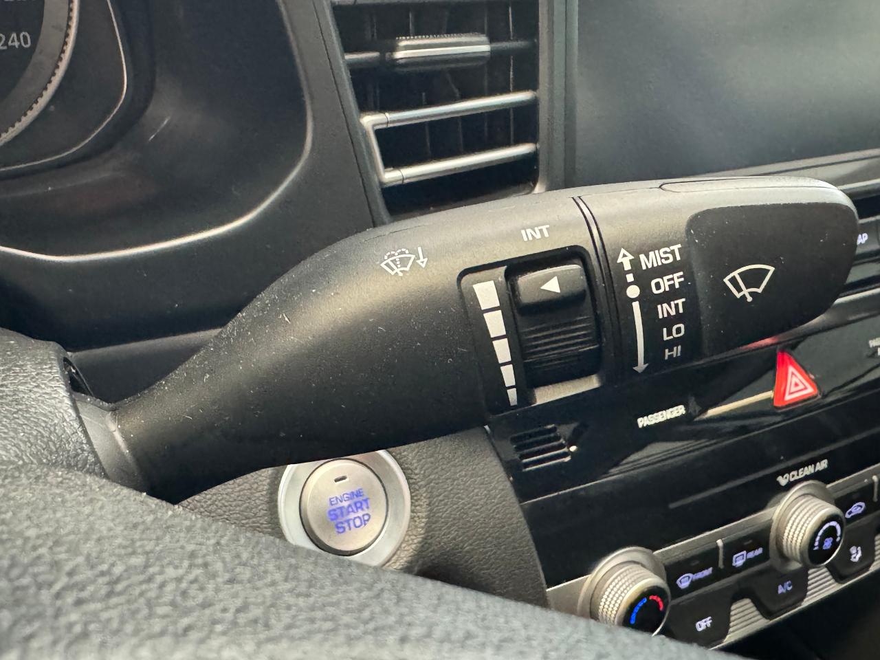 2020 Hyundai Elantra Ultimate+Adpative Cruise+GPS+Roof+GPS+New Tires - Photo #45