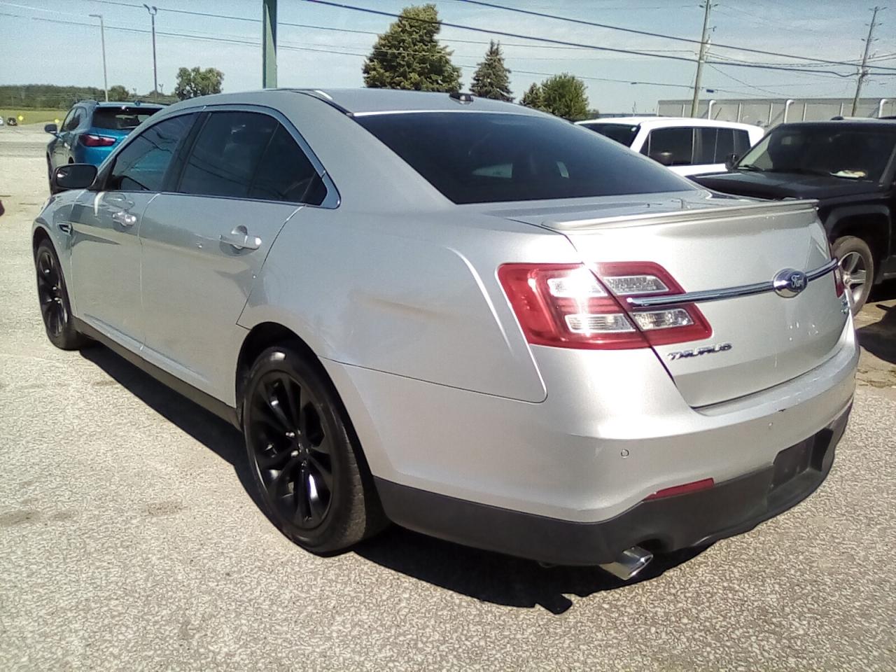 2013 Ford Taurus SEL AWD