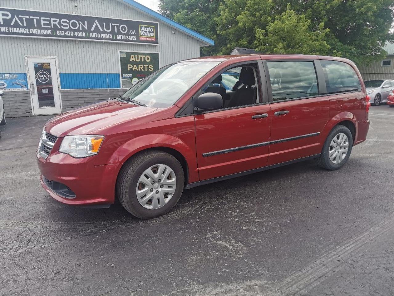 Used 2015 Dodge Grand Caravan SE for sale in Madoc, ON