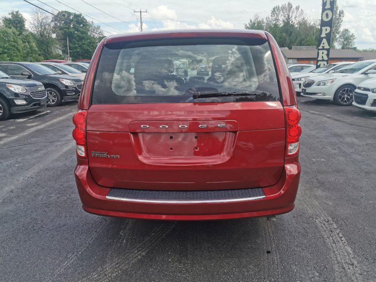 2015 Dodge Grand Caravan SE - Photo #6