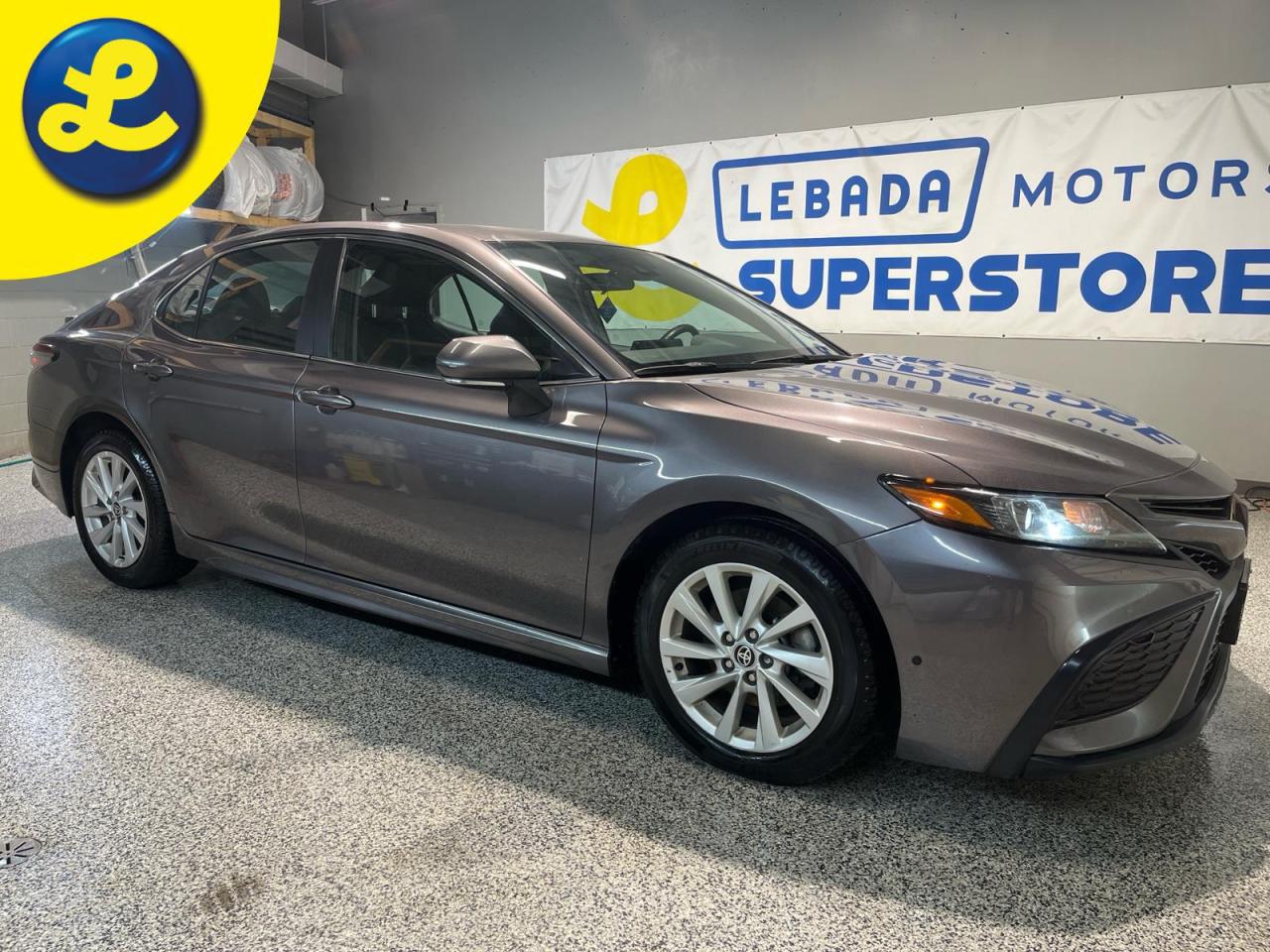 Used 2022 Toyota Camry SE * Leather/Cloth Interior * Heated Seats * Android Auto/Apple CarPlay * Projection Mode * Dynamic Radar Cruise Control * Lane Tracing Alert * Steeri for sale in Cambridge, ON