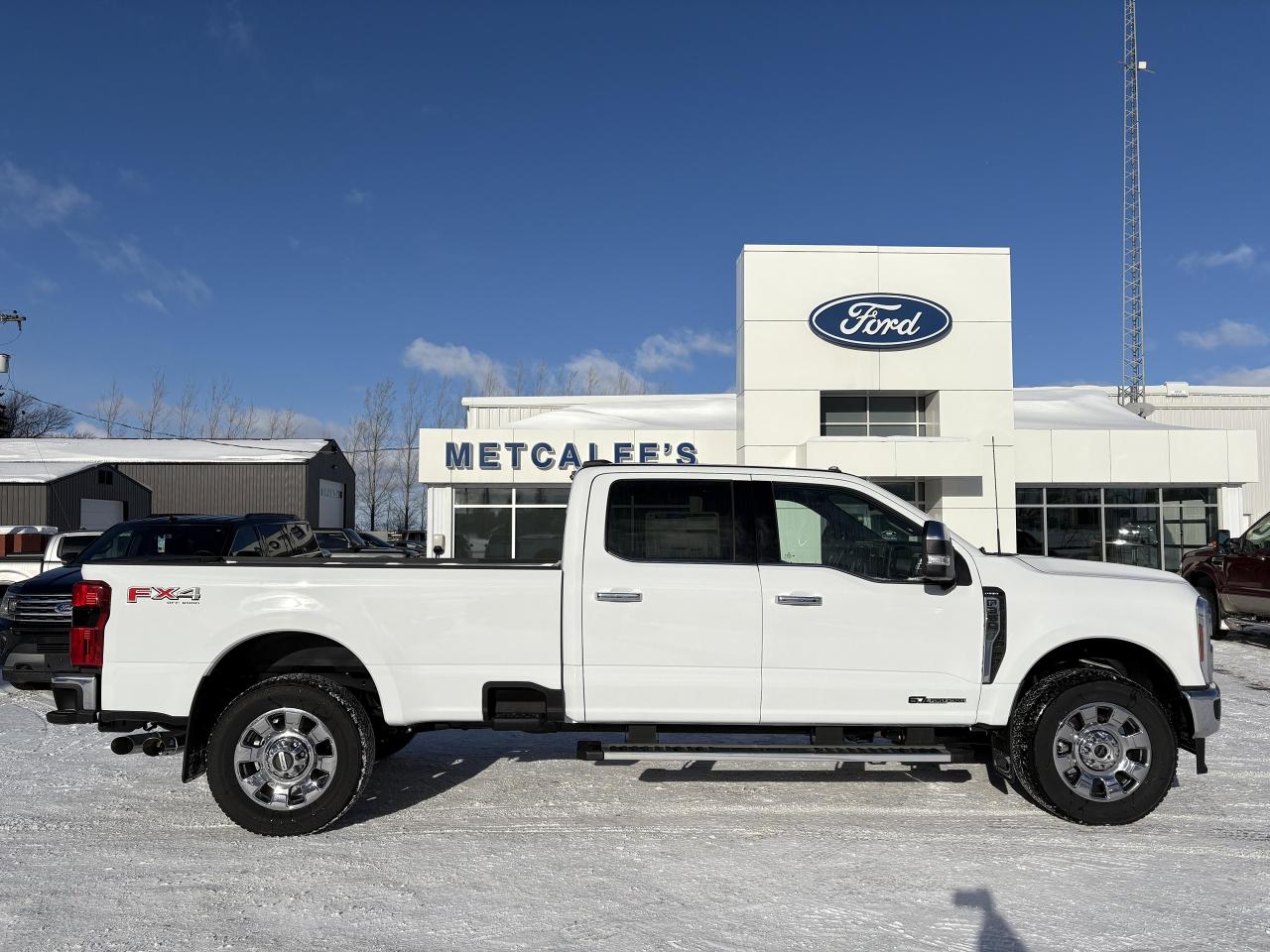 New 2024 Ford F-350 Super Duty SRW LARIAT 4WD CREW CAB 8' BOX for sale in Treherne, MB