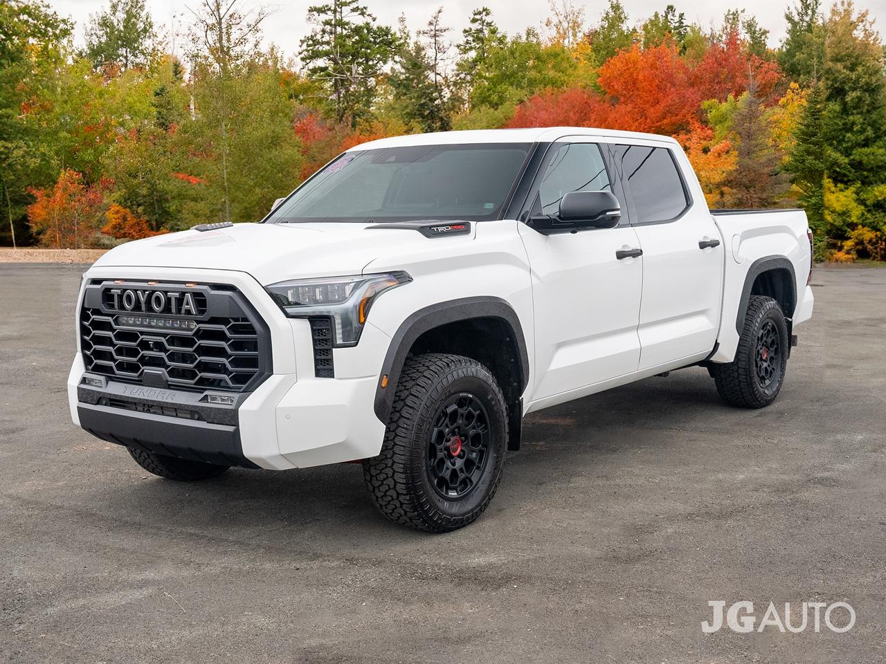 2022 Toyota Tundra 4x4 Crewmax Limited Hybrid