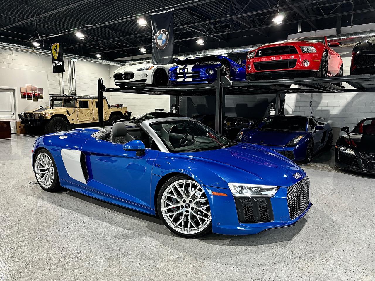 2017 Audi R8 V10 Spider - Photo #1