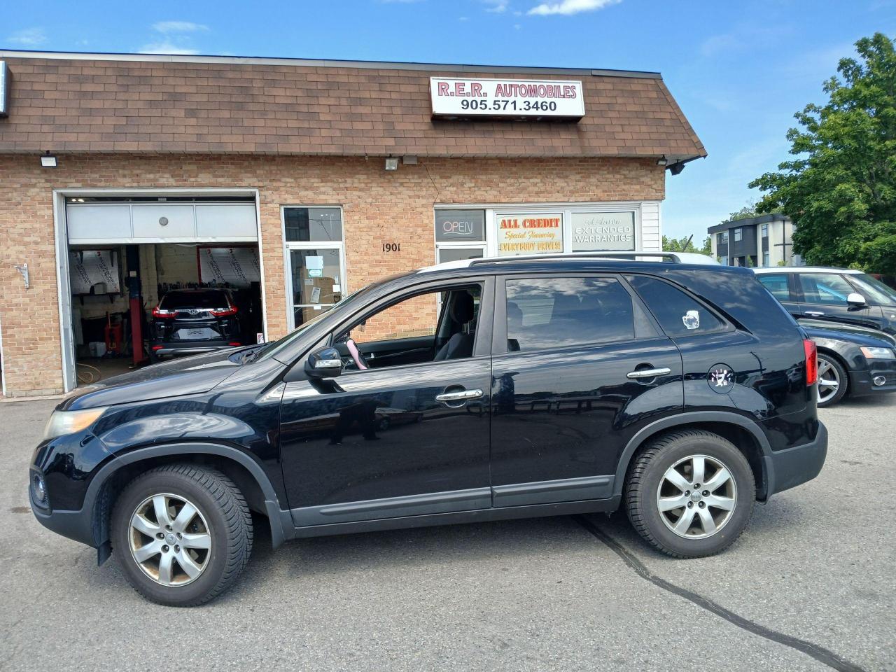 Used 2012 Kia Sorento LX-SUNROOF-WARRANTY for sale in Oshawa, ON