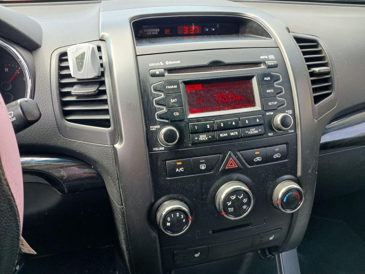 2012 Kia Sorento LX-SUNROOF-WARRANTY - Photo #6