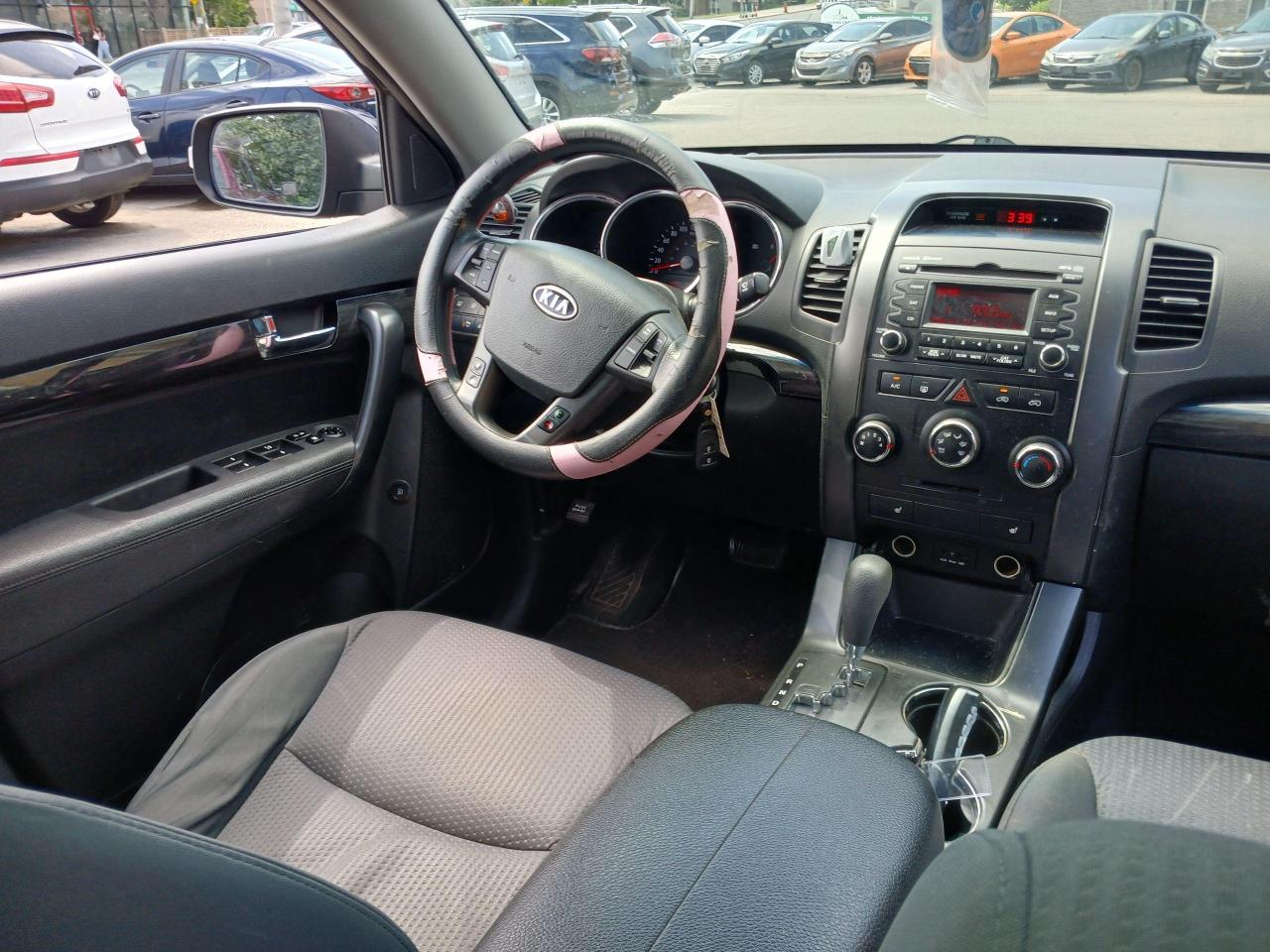 2012 Kia Sorento LX-SUNROOF-WARRANTY - Photo #16