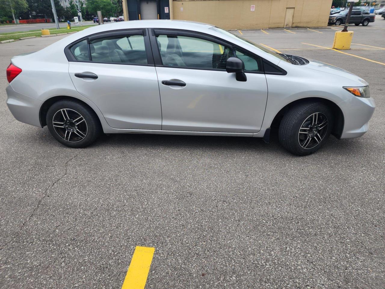 2012 Honda Civic 4dr Man DX Photo4