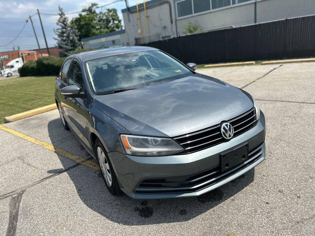 2015 Volkswagen Jetta 2.0 I Photo3