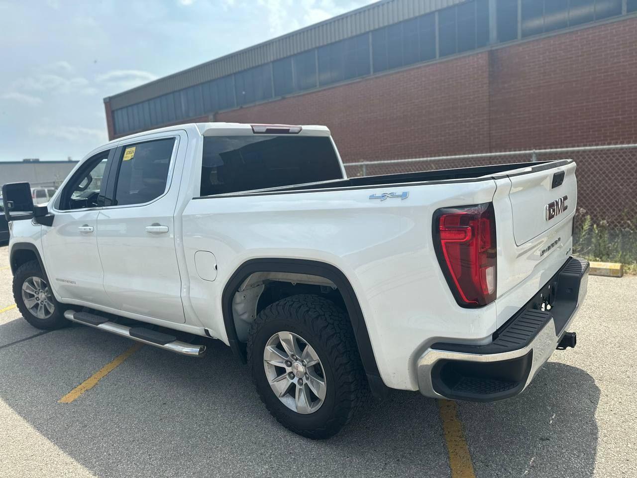 2022 GMC Sierra 1500 4WD 157" SLE - Photo #6