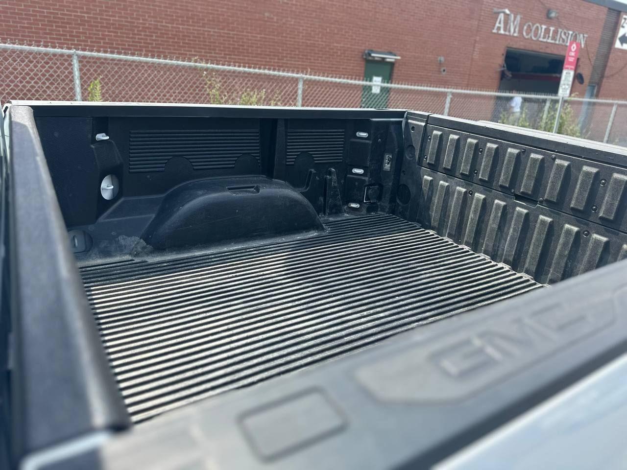 2022 GMC Sierra 1500 4WD 157" SLE - Photo #23