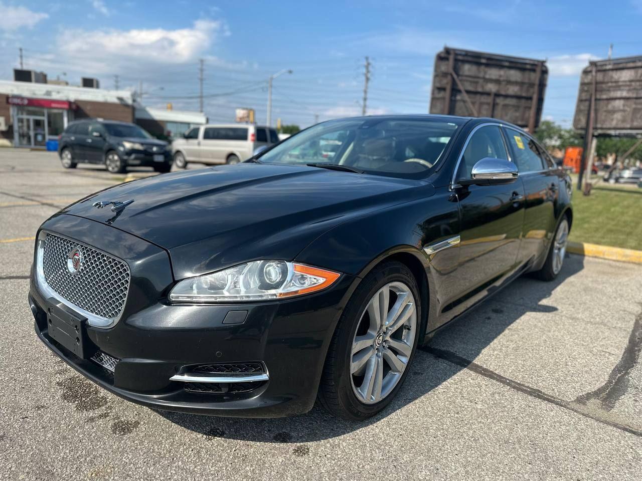 2013 Jaguar XJ  Photo2