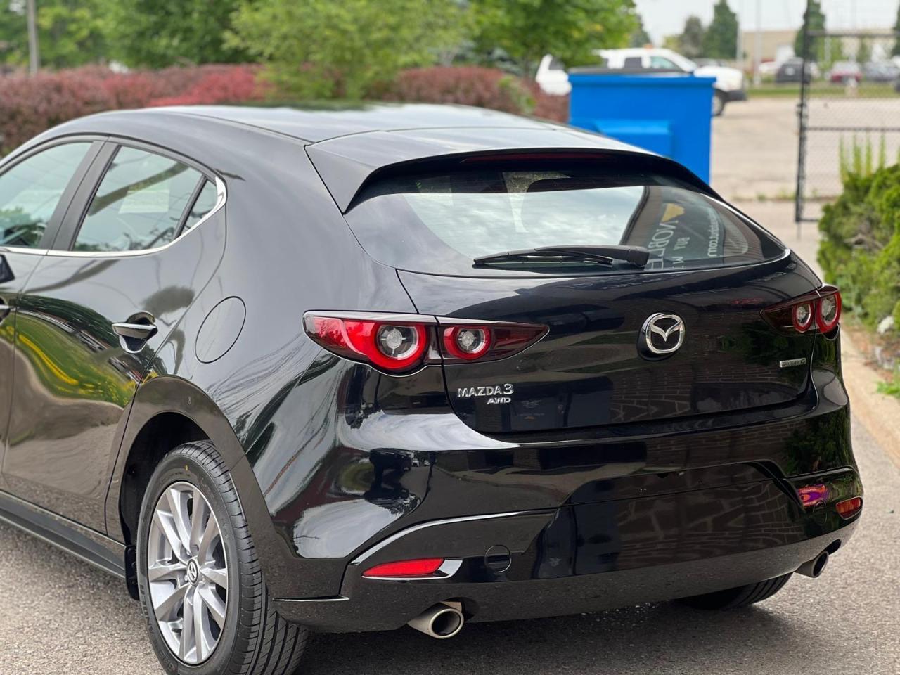 2022 Mazda MAZDA3  Photo4