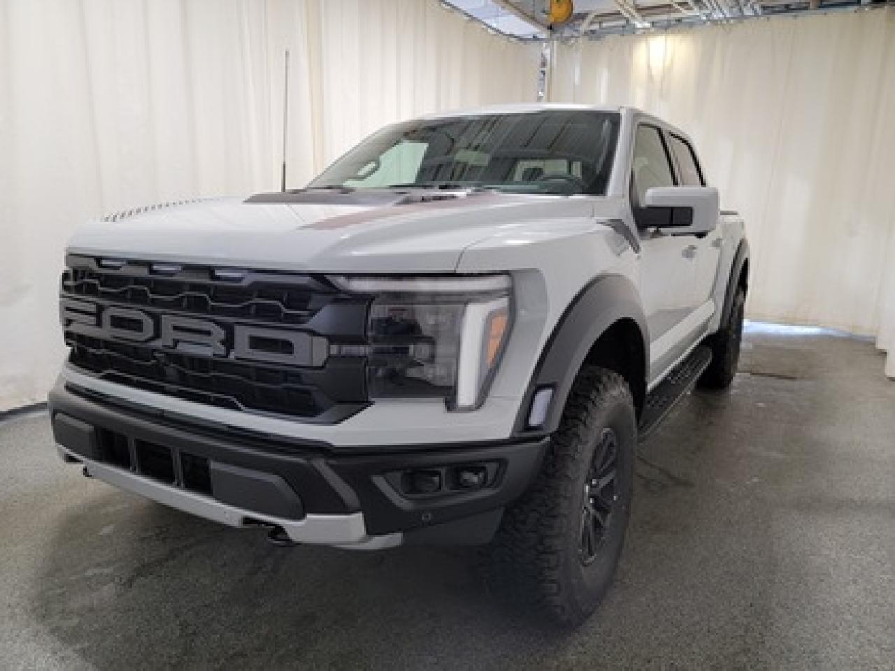 New 2024 Ford F-150 RAPTOR W/ TWIN PANEL MOONROOF for sale in Regina, SK