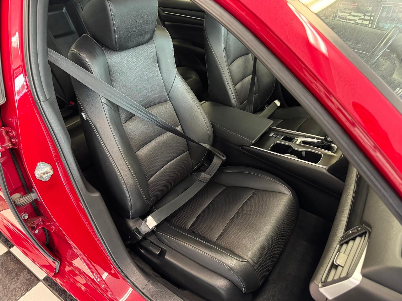 2019 Honda Accord Sport 1.5L+Apple Play+Lane Keep+Roof+CLEAN CARFAX - Photo #24