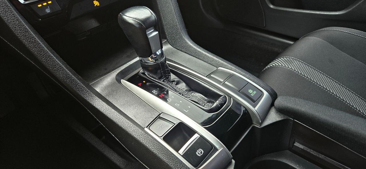 2018 Honda Civic SE - Photo #10