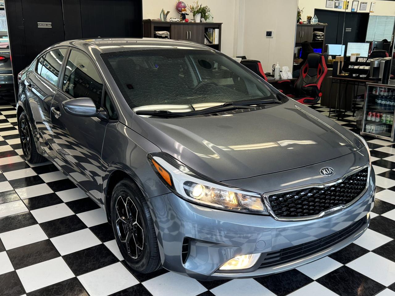2017 Kia Forte LX+New Tires+Camera+ApplePlay+A/C+Remote Start - Photo #7