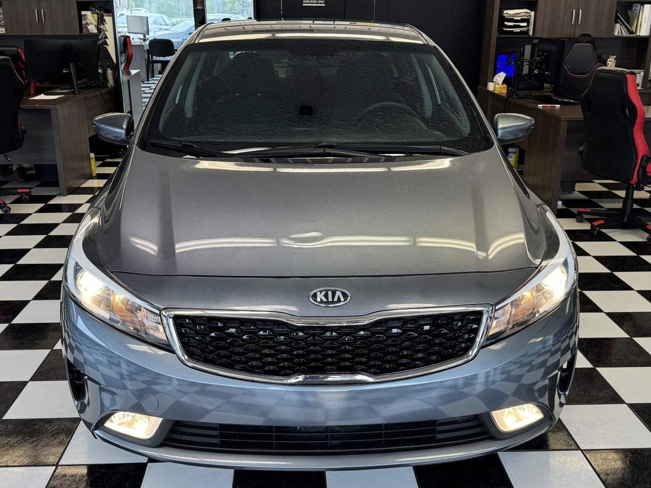 2017 Kia Forte LX+New Tires+Camera+ApplePlay+A/C+Remote Start - Photo #8