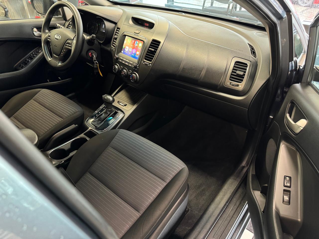 2017 Kia Forte LX+New Tires+Camera+ApplePlay+A/C+Remote Start - Photo #20