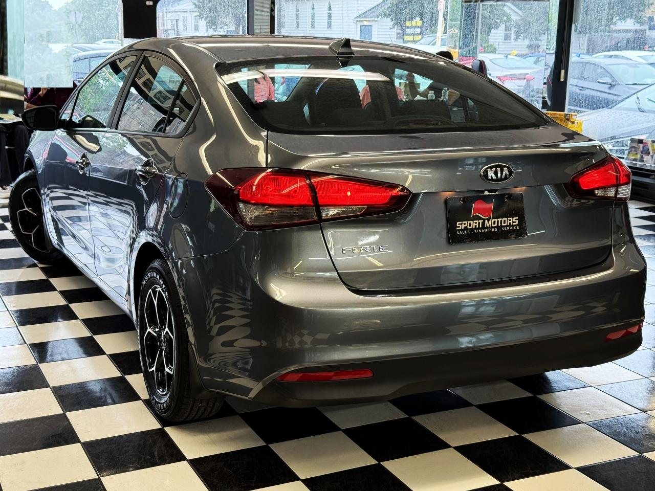 2017 Kia Forte LX+New Tires+Camera+ApplePlay+A/C+Remote Start - Photo #13
