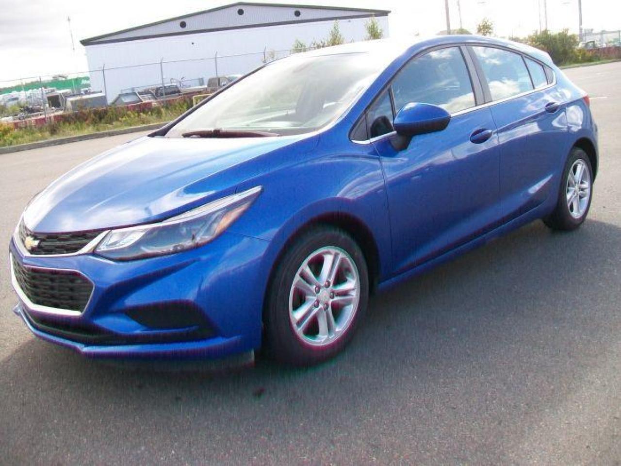 2017 Chevrolet Cruze LT - Photo #1