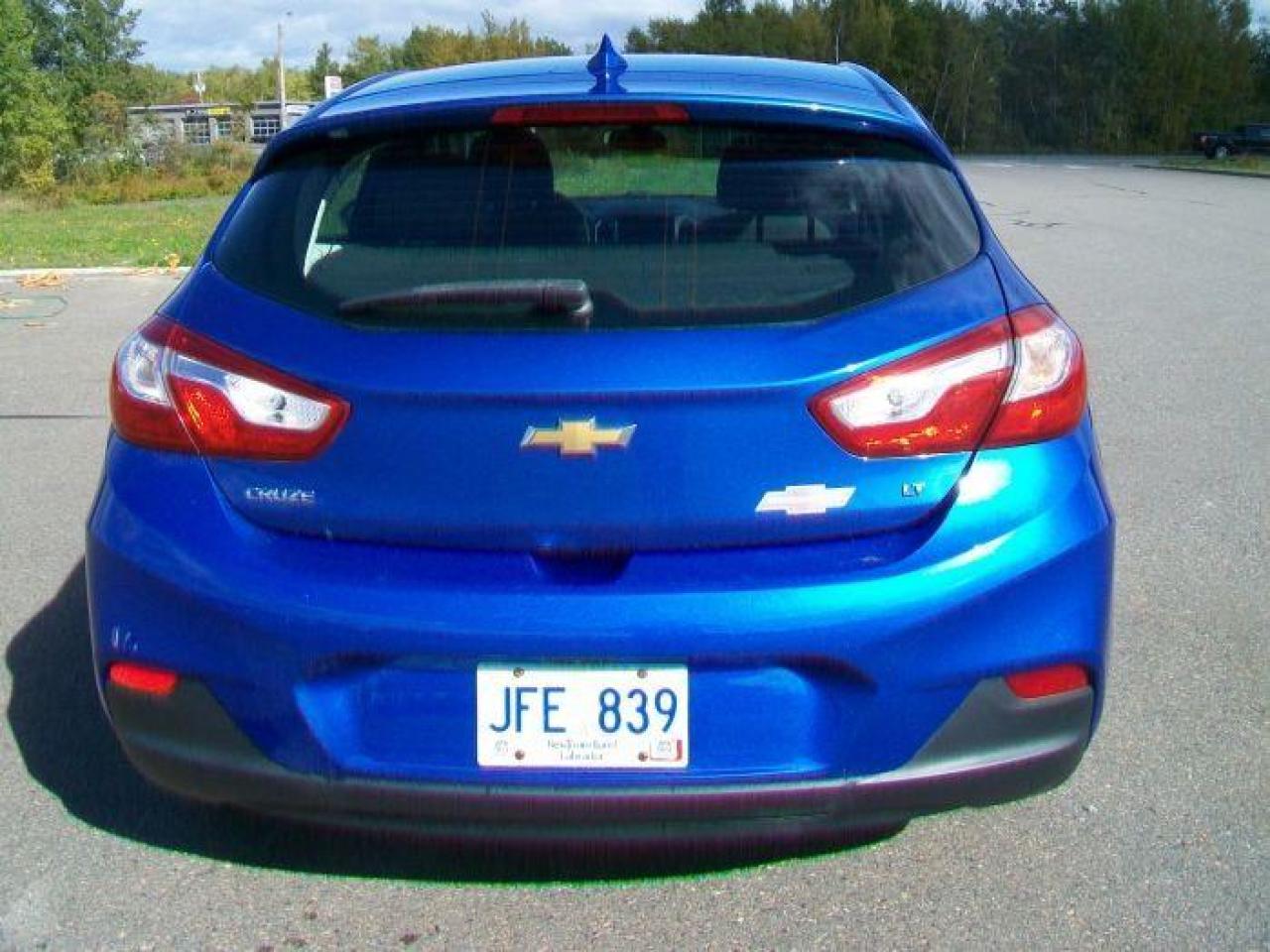 2017 Chevrolet Cruze LT - Photo #6