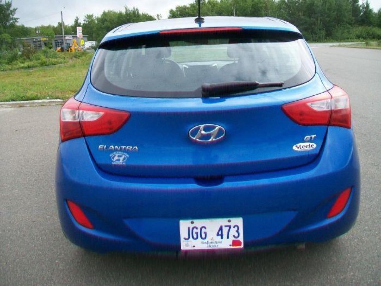 2017 Hyundai Elantra GT SE - Photo #6