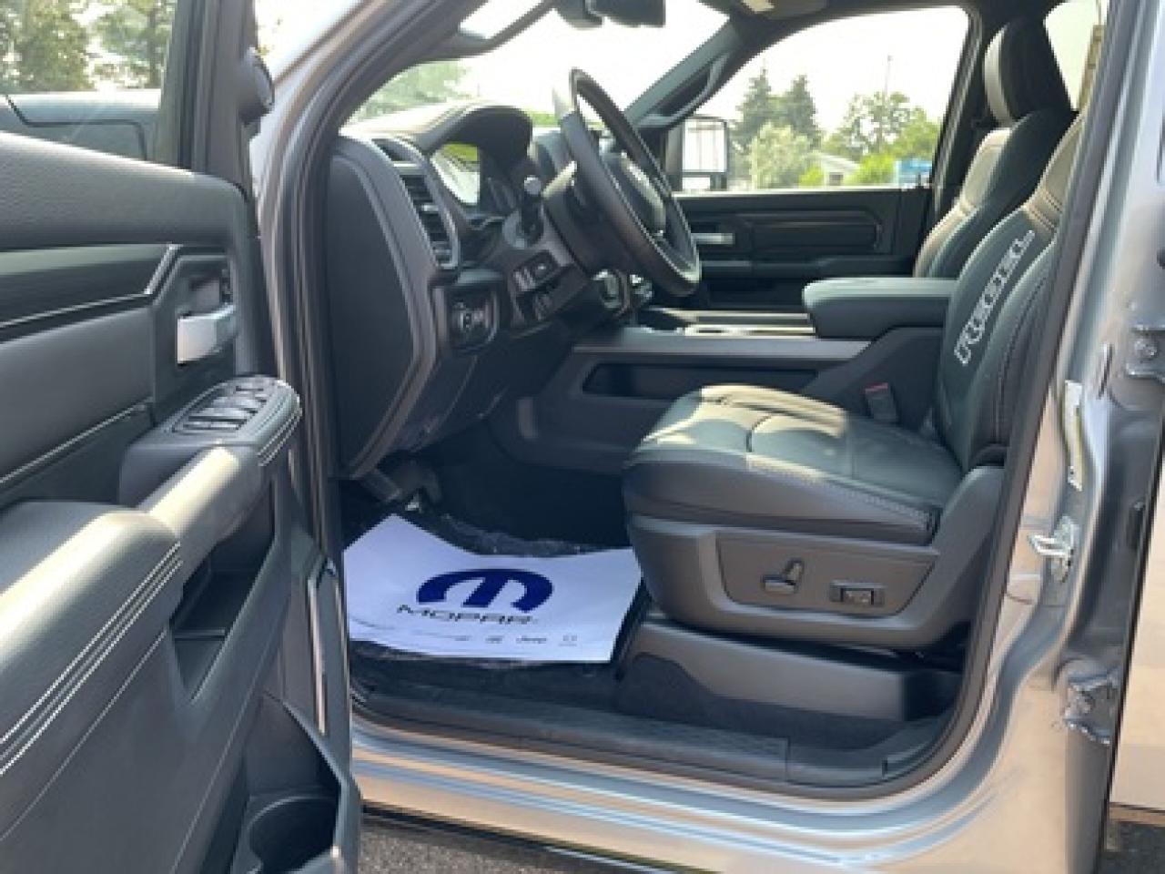 2024 RAM 2500 Rebel 4x4 Crew Cab, Sunroof, 5th Wheel Prep, #11 Photo4