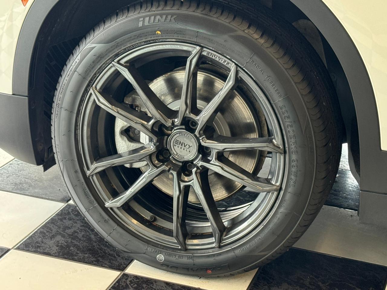2018 BMW X2 X2 Xdrive28i+Roof+GPS+Camera+NewTires+CLEAN CARFAX - Photo #47