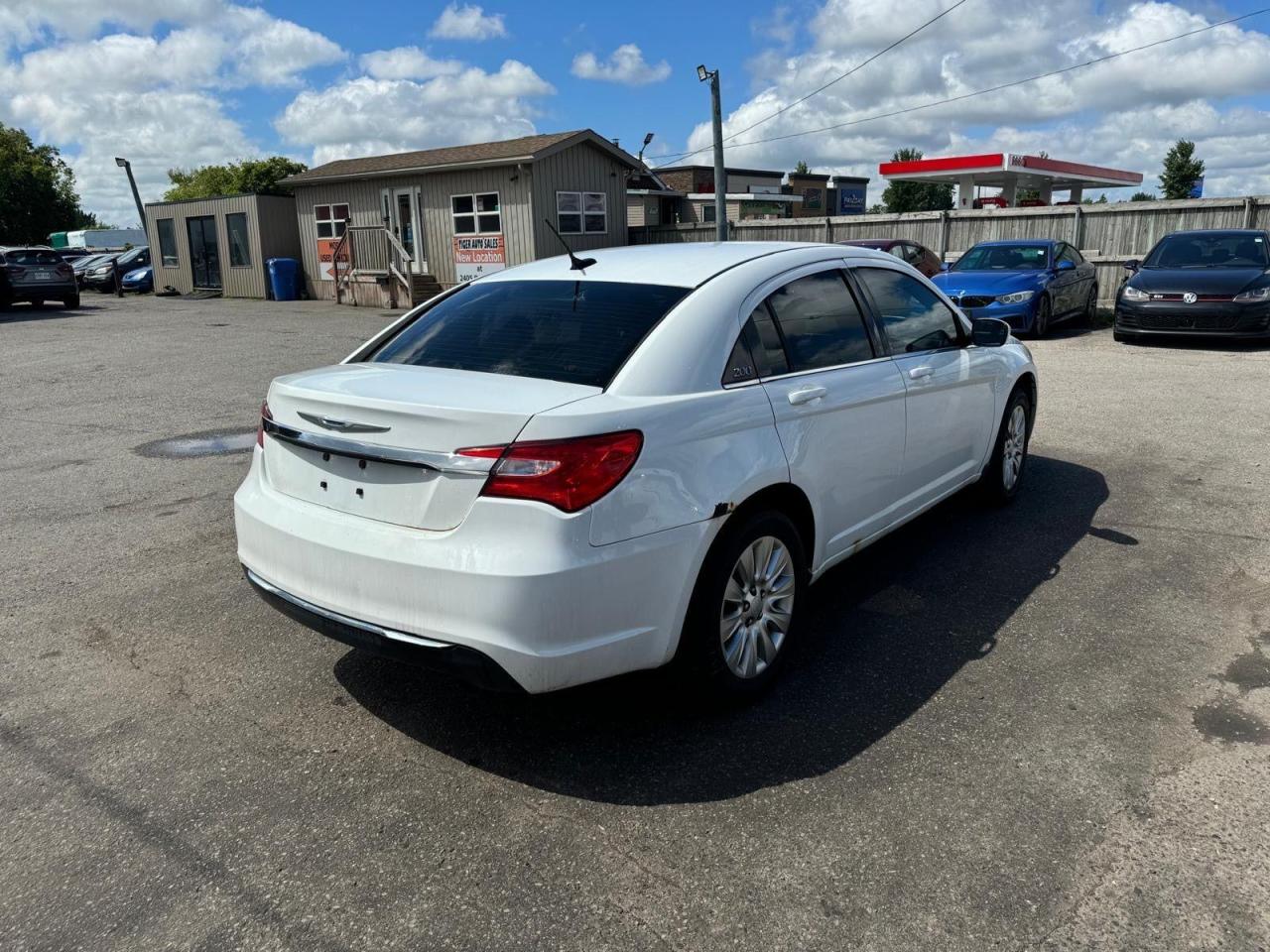 2012 Chrysler 200 LX, 4 CYLINDER, DRIVES GOOD, AS IS - Photo #5