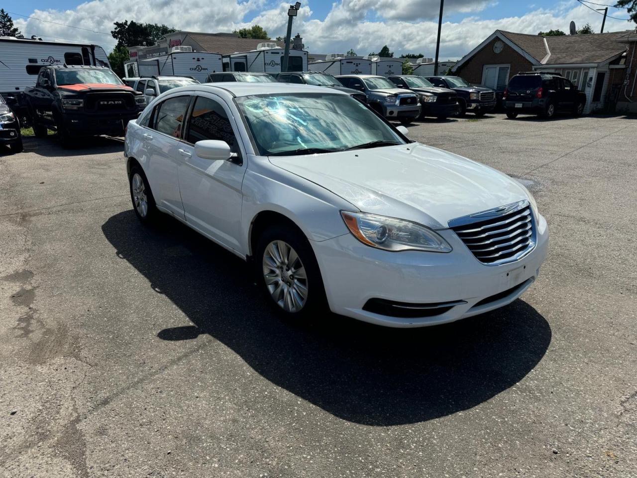 2012 Chrysler 200 LX, 4 CYLINDER, DRIVES GOOD, AS IS - Photo #7