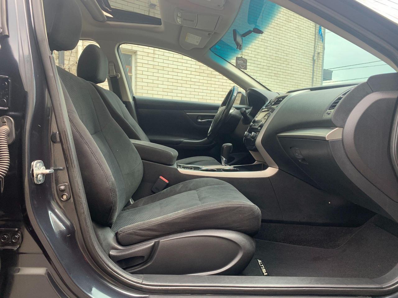 2015 Nissan Altima 2.5 S Photo