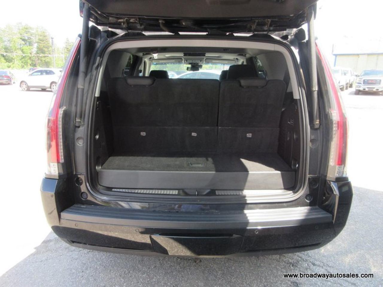 2018 Cadillac Escalade LOADED PREMIUM-MODEL 7 PASSENGER 6.2L - V8.. 4X4.. CAPTAINS.. 3RD ROW.. NAVIGATION.. DVD PLAYER.. SUNROOF.. LEATHER.. HEATED SEATS & WHEEL.. Photo