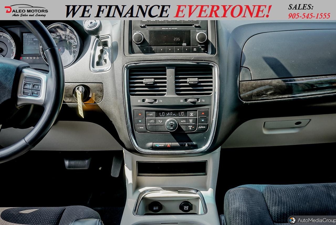 2015 Dodge Grand Caravan 4dr Wgn Crew / 7 PASS / WOOD TRIM Photo17