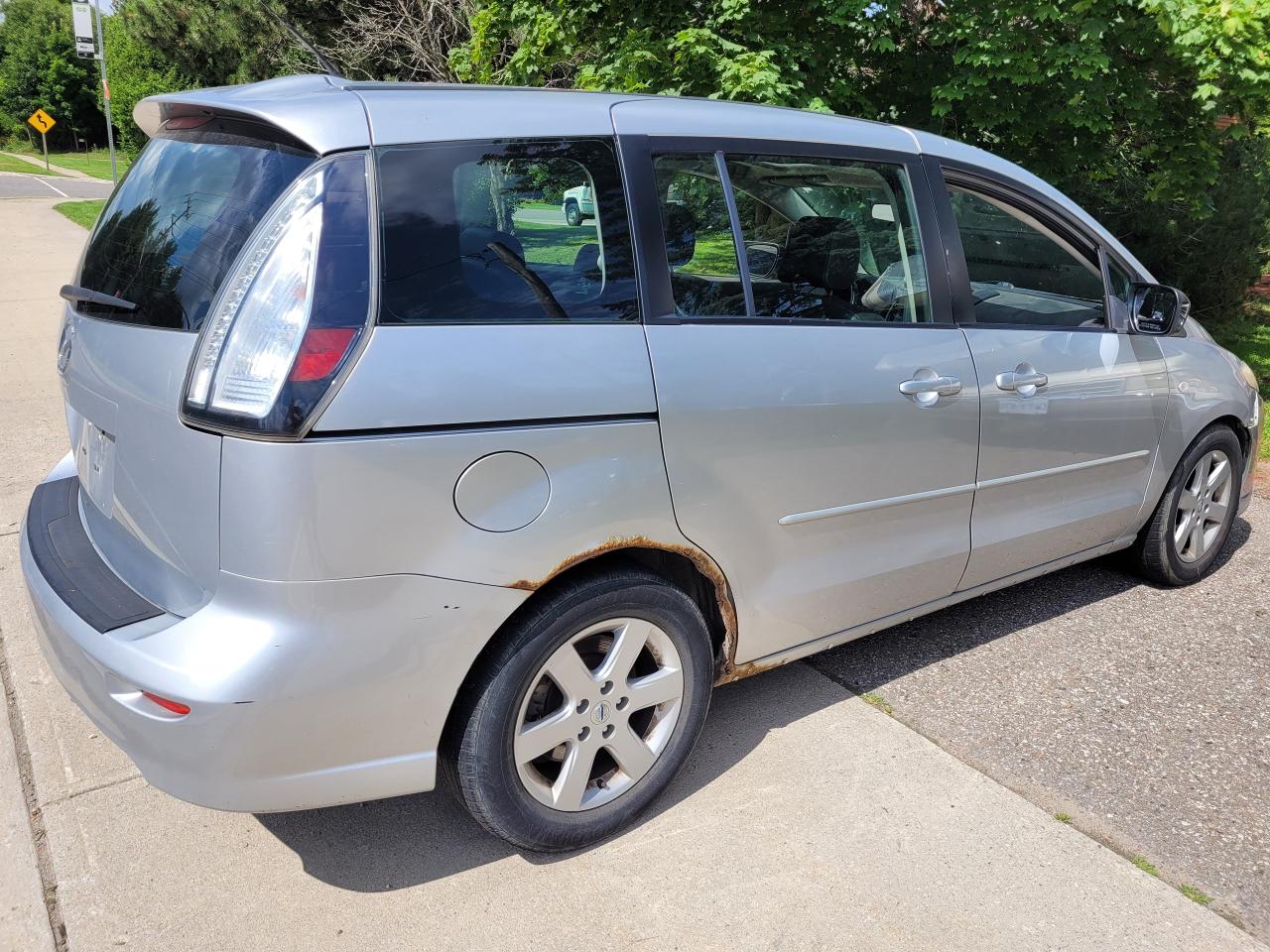 2008 Mazda MAZDA5 4dr Wgn Auto GS - Photo #4