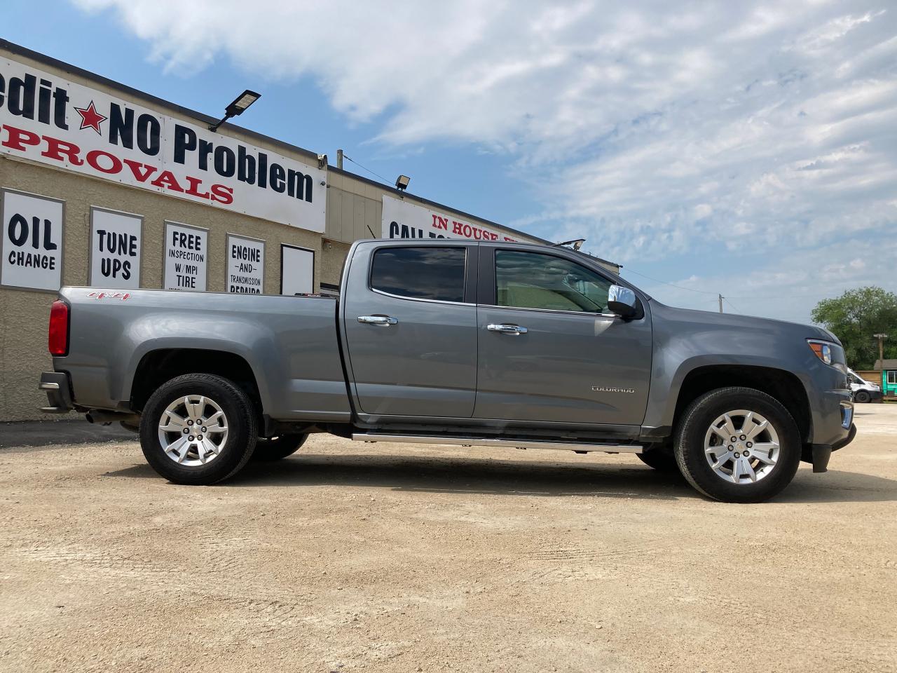 2019 Chevrolet Colorado 4WD CREW CAB 140.5" LT - Photo #2